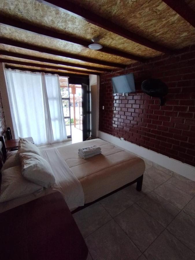 Hotel Lucero Paracas Buitenkant foto