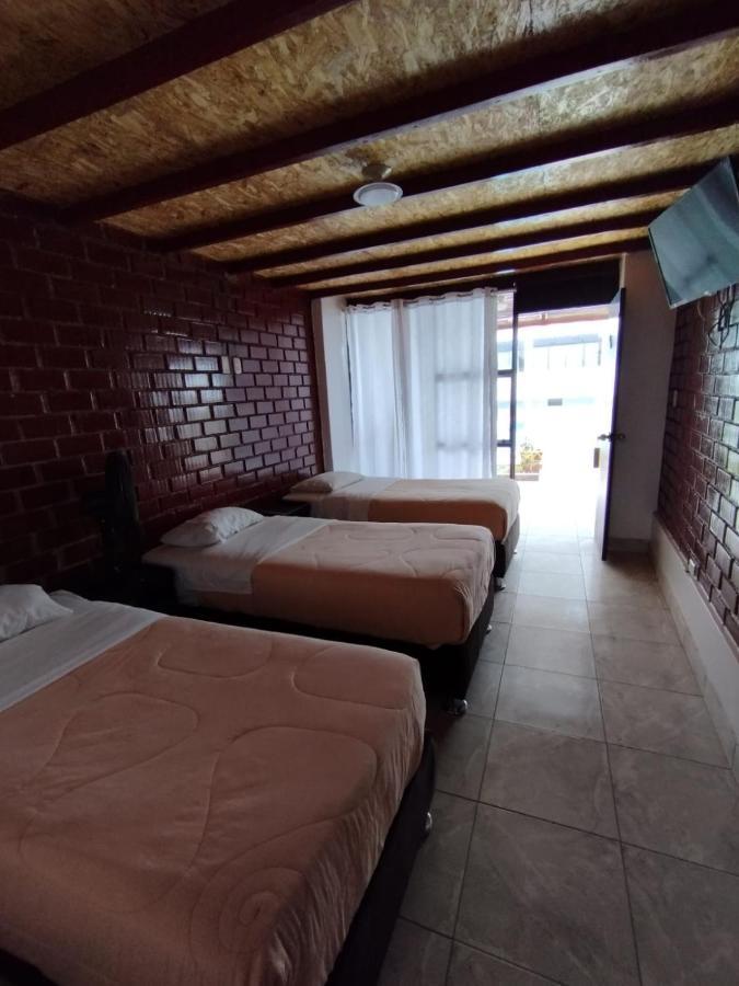 Hotel Lucero Paracas Buitenkant foto