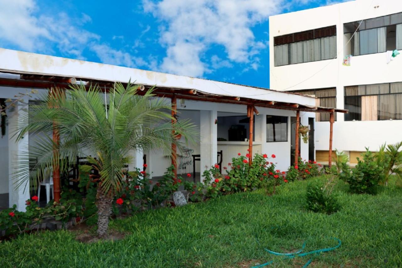 Hotel Lucero Paracas Buitenkant foto