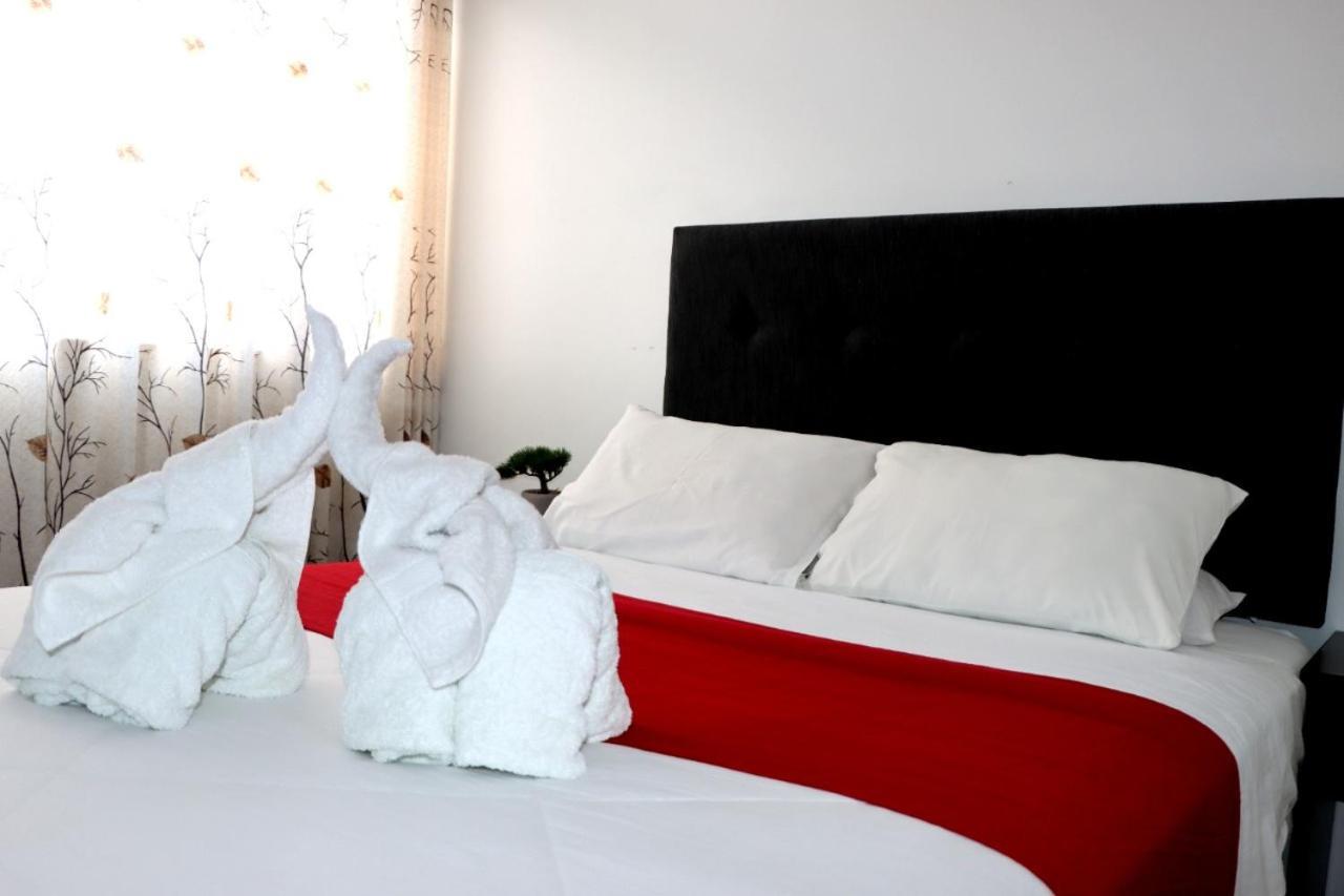Hotel Lucero Paracas Buitenkant foto
